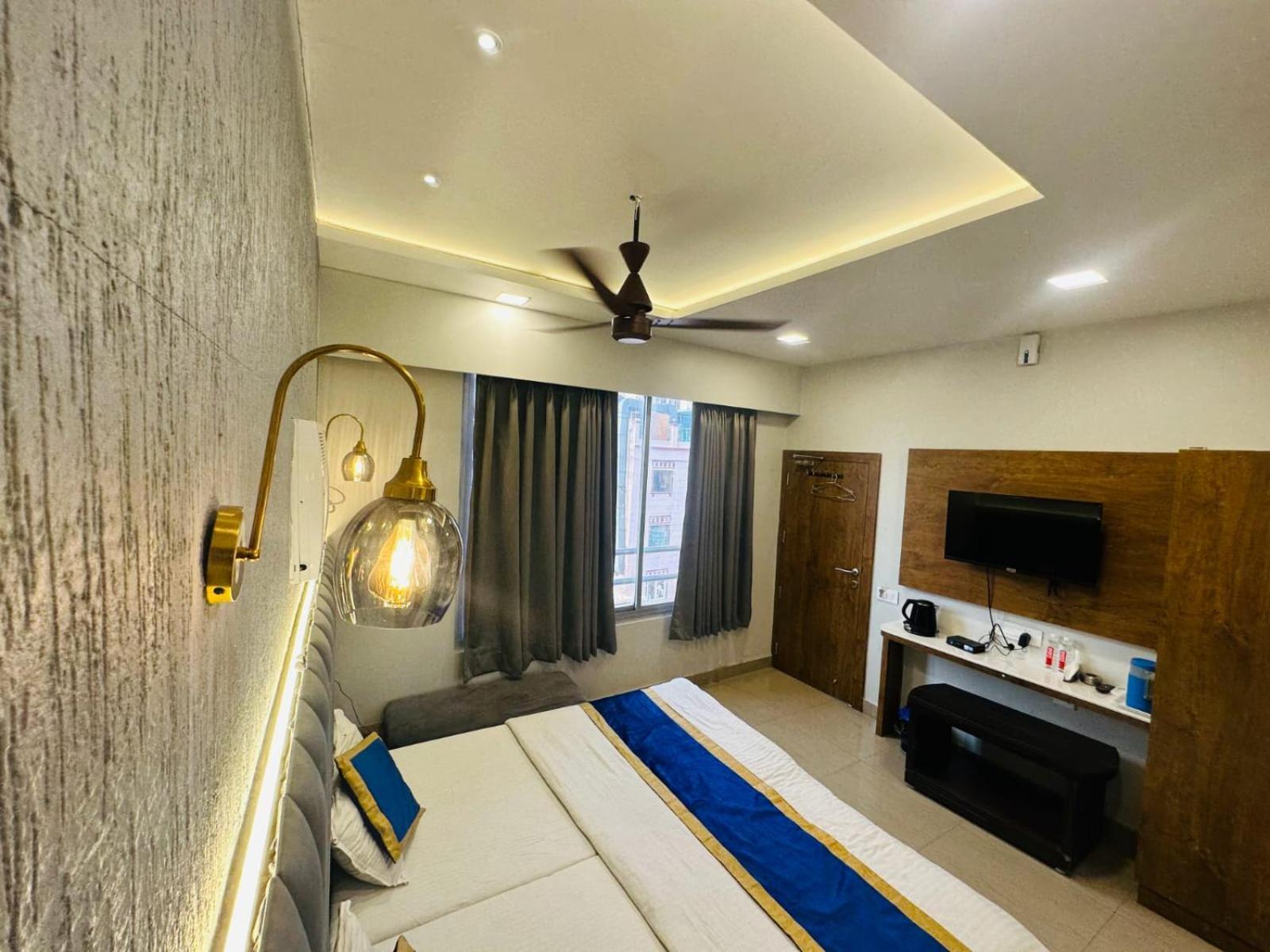 Hotel Deva Inn Varanasi Exterior foto